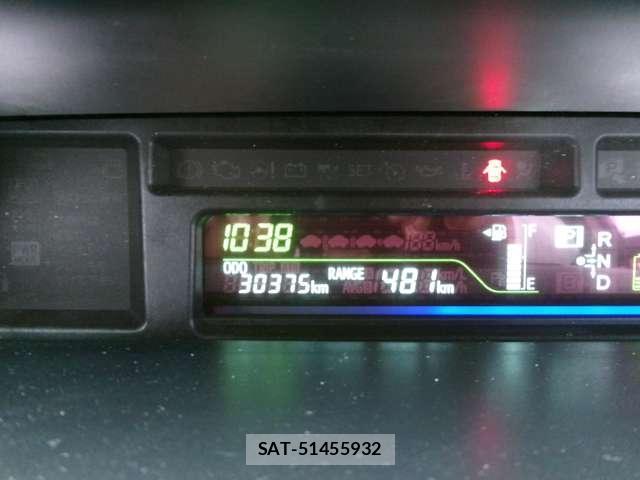 Toyota PRIUS ALPHA 2014-03 8818004-15