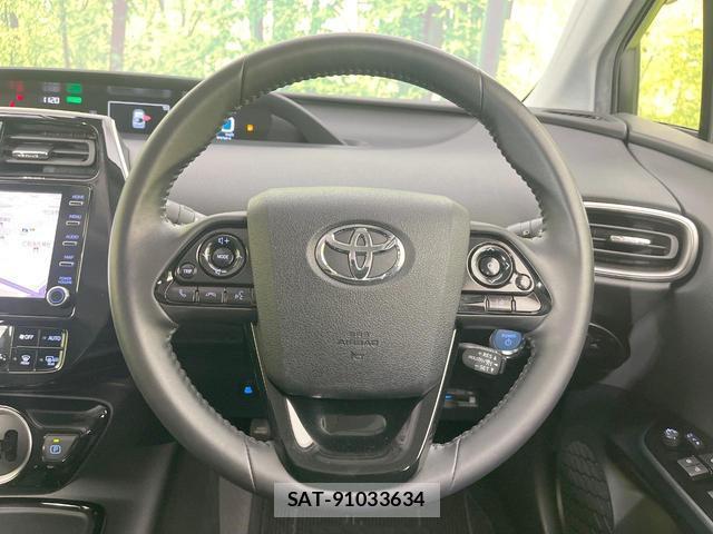 Toyota PRIUS PHV 2022-02 8813987-10