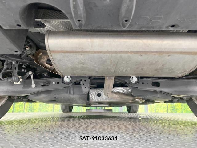 Toyota PRIUS PHV 2022-02 8813987-19