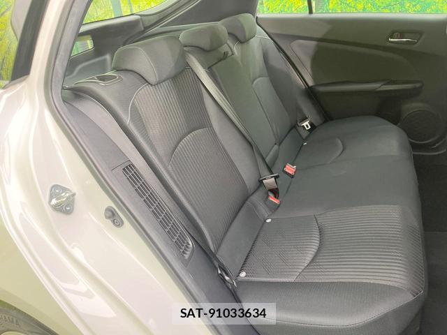 Toyota PRIUS PHV 2022-02 8813987-8