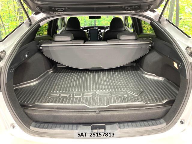 Toyota PRIUS PHV 2017-05 8814289-10