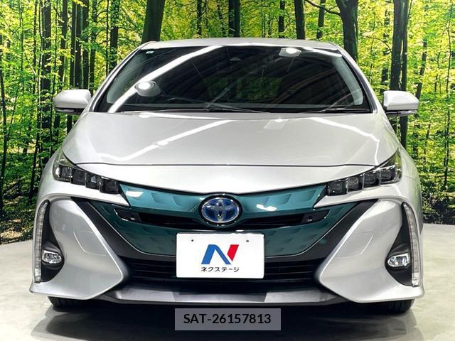 Toyota PRIUS PHV 2017-05 8814289-13