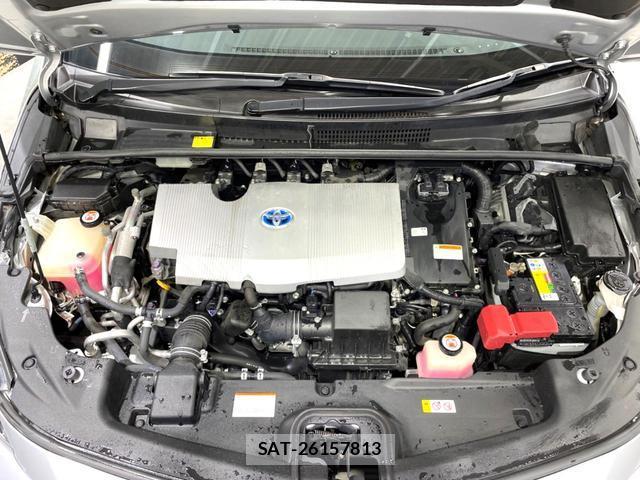 Toyota PRIUS PHV 2017-05 8814289-17