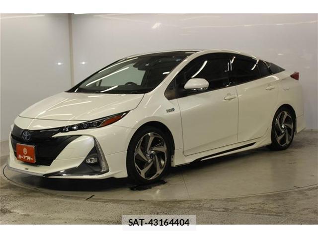 Toyota PRIUS PHV 2017-05 8814333-8