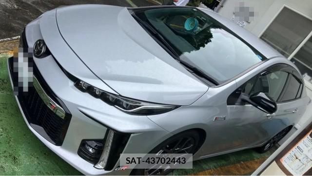 Toyota PRIUS PHV 2019-02 8815563-10