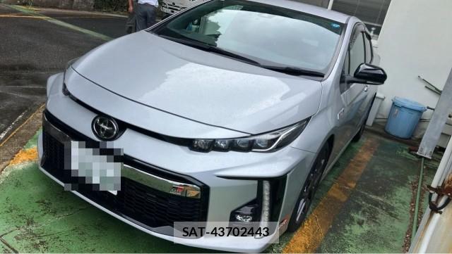 Toyota PRIUS PHV 2019-02 8815563-11