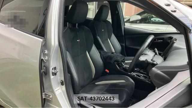 Toyota PRIUS PHV 2019-02 8815563-5