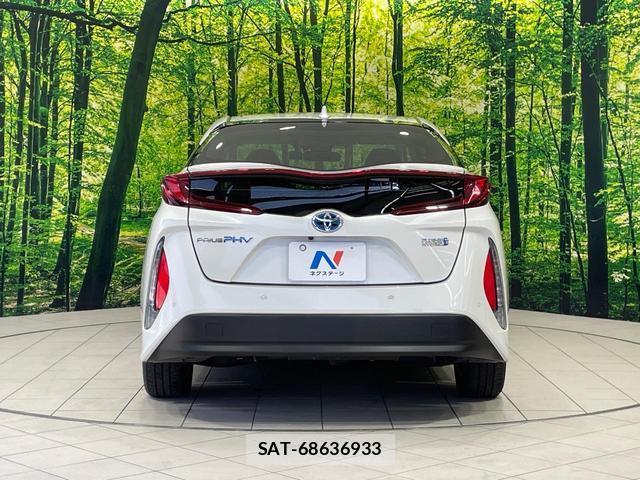 Toyota PRIUS PHV 2019-09 8815893-14