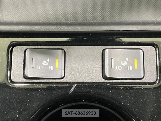 Toyota PRIUS PHV 2019-09 8815893-5