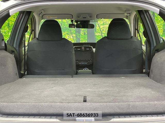Toyota PRIUS PHV 2019-09 8815893-9