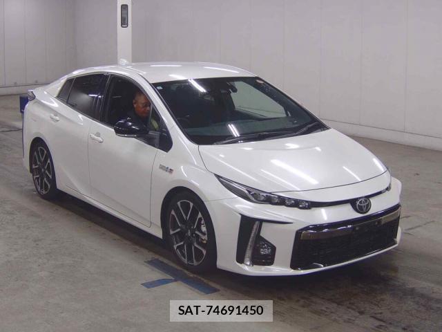 Toyota PRIUS PHV 2017-12 8816028-0