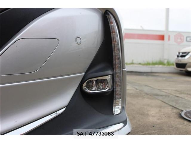 Toyota PRIUS PHV 2022-07 8816955-16