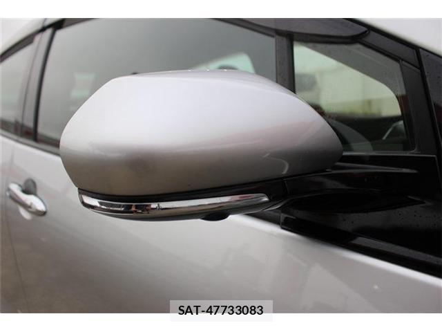 Toyota PRIUS PHV 2022-07 8816955-19