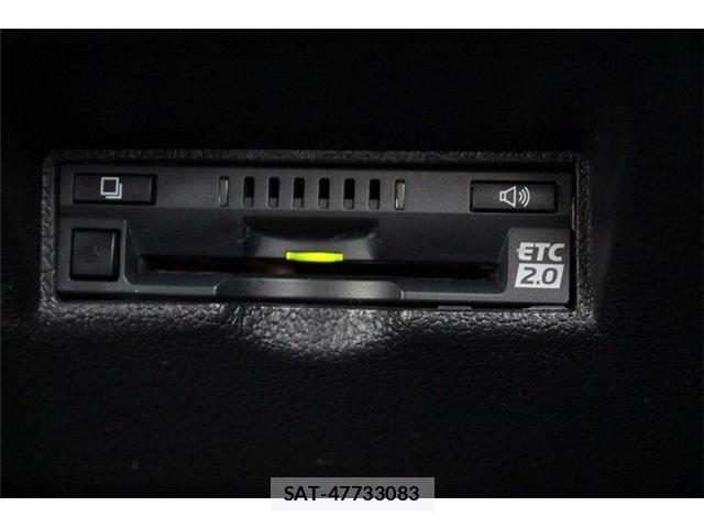 Toyota PRIUS PHV 2022-07 8816955-5