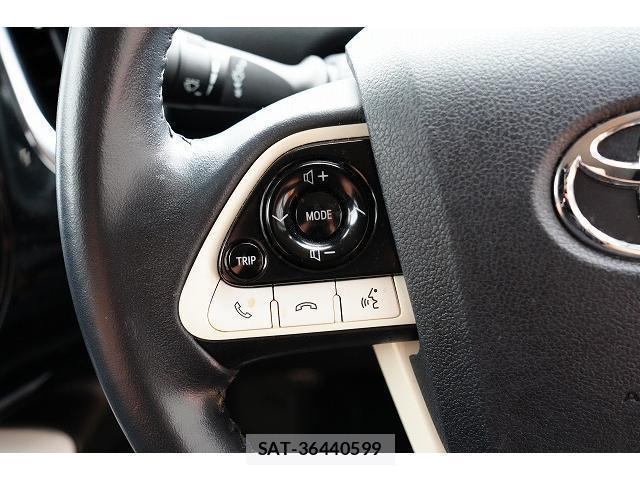 Toyota PRIUS PHV 2017-04 8817287-10