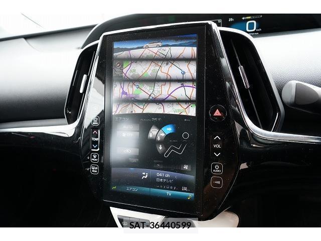 Toyota PRIUS PHV 2017-04 8817287-5
