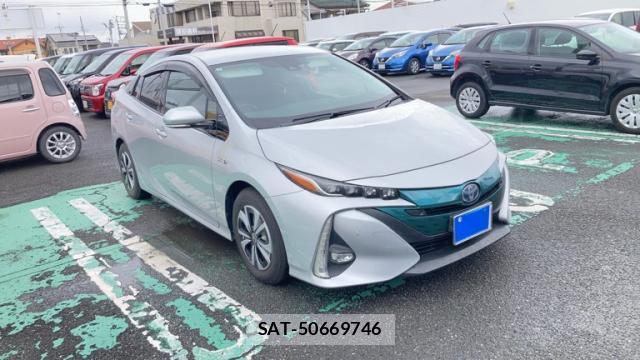Toyota PRIUS PHV 2017-02 8817459-0