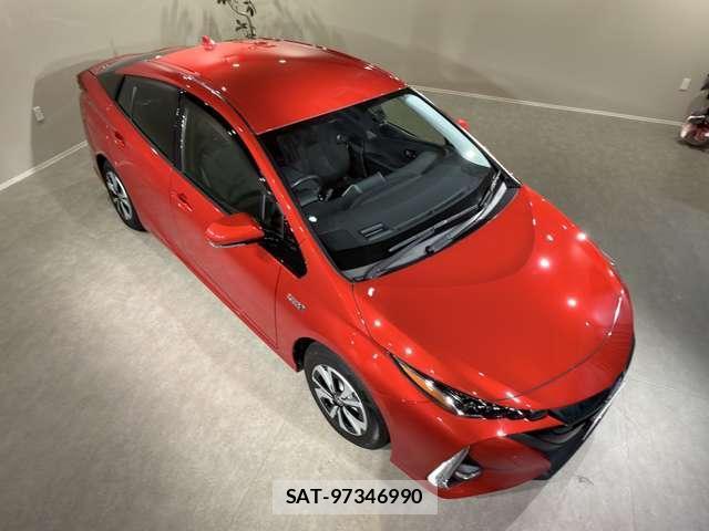 Toyota PRIUS PHV 2021-08 8817537-11