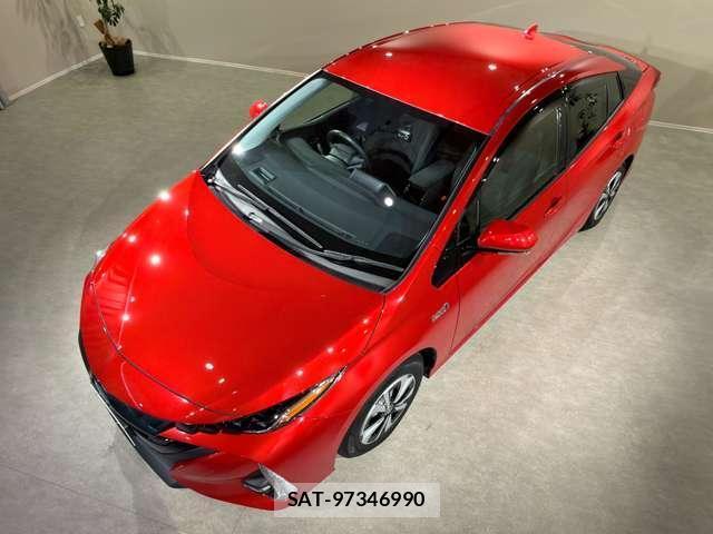 Toyota PRIUS PHV 2021-08 8817537-12