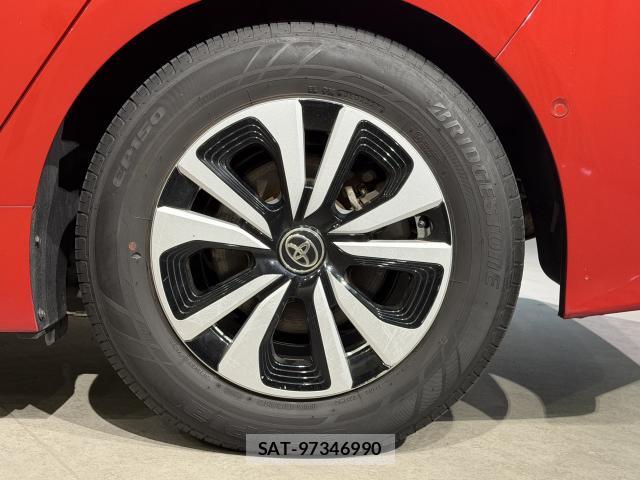 Toyota PRIUS PHV 2021-08 8817537-19