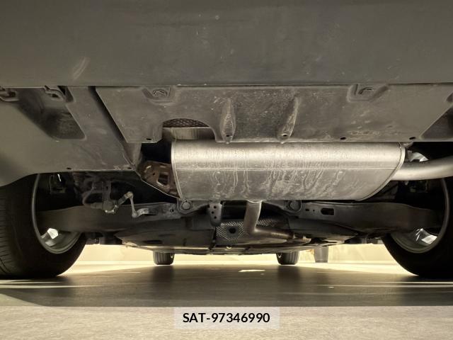 Toyota PRIUS PHV 2021-08 8817537-8