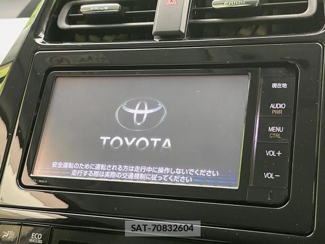 Toyota PRIUS 2016-03 8812124-2