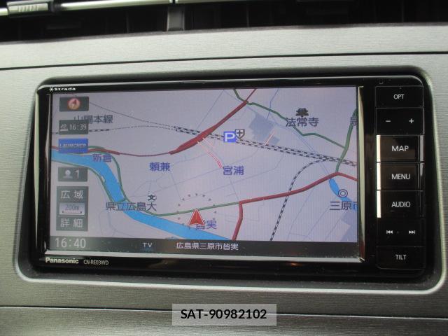 Toyota PRIUS 2014-01 8812129-4