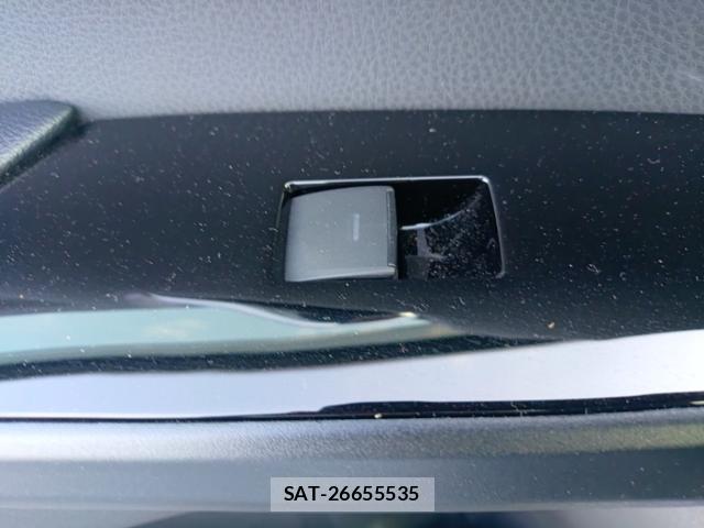 Toyota PRIUS 2019-09 8812188-12