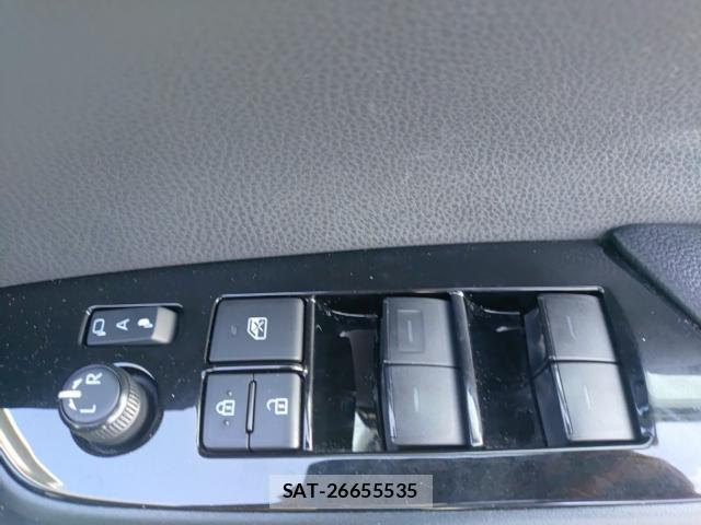 Toyota PRIUS 2019-09 8812188-13