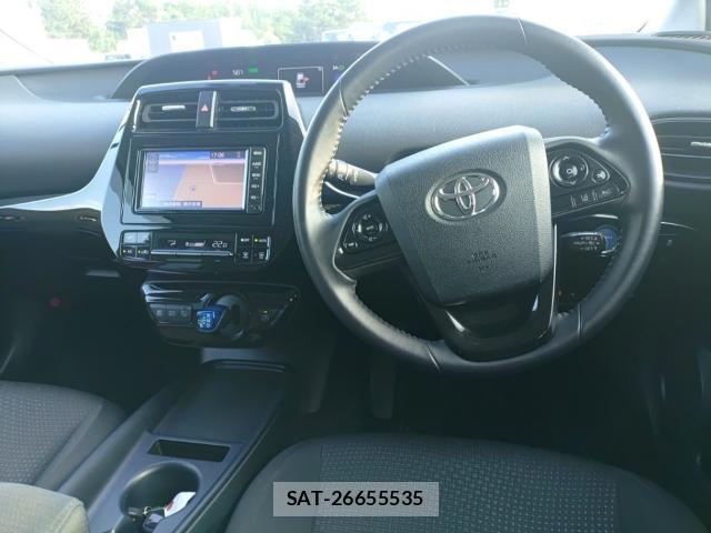 Toyota PRIUS 2019-09 8812188-2