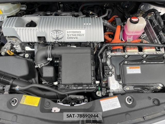 Toyota PRIUS 2014-11 8812323-18