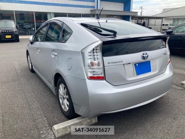 Toyota PRIUS 2010-04 8812346-5