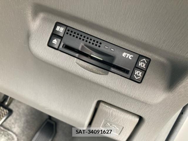 Toyota PRIUS 2010-04 8812346-9