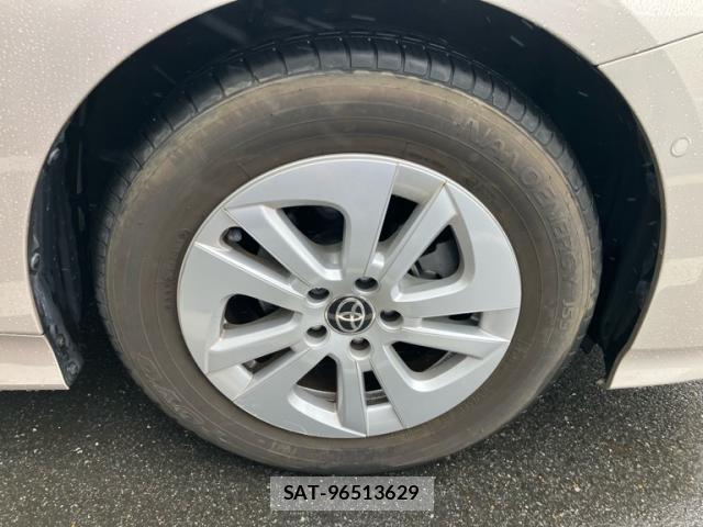 Toyota PRIUS 2018-02 8812424-3