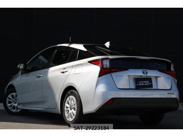 Toyota PRIUS 2021-09 8812496-4