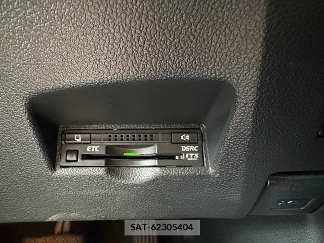 Toyota PRIUS 2016-07 8812503-12