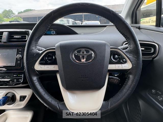 Toyota PRIUS 2016-07 8812503-8
