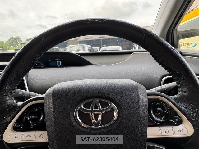 Toyota PRIUS 2016-07 8812503-9