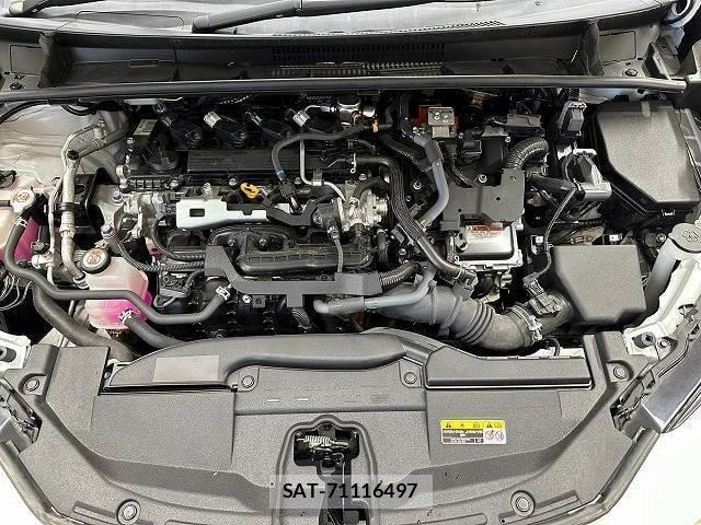 Toyota PRIUS 2023-06 8812771-13