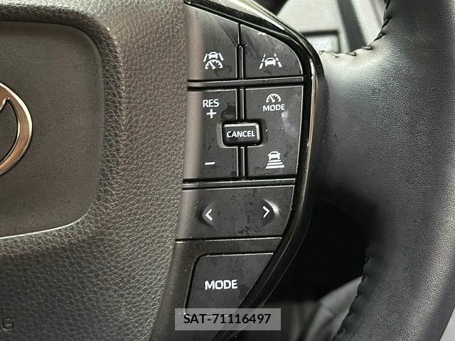Toyota PRIUS 2023-06 8812771-4