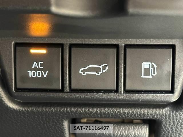 Toyota PRIUS 2023-06 8812771-9