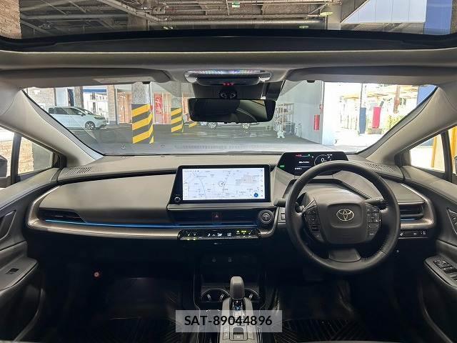 Toyota PRIUS 2023-08 8812772-1