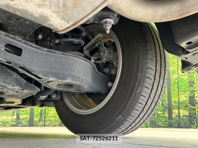 Toyota PRIUS 2019-08 8812779-19