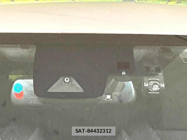 Toyota PRIUS 2017-09 8812871-4