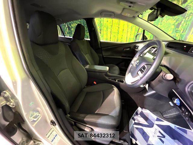Toyota PRIUS 2017-09 8812871-7