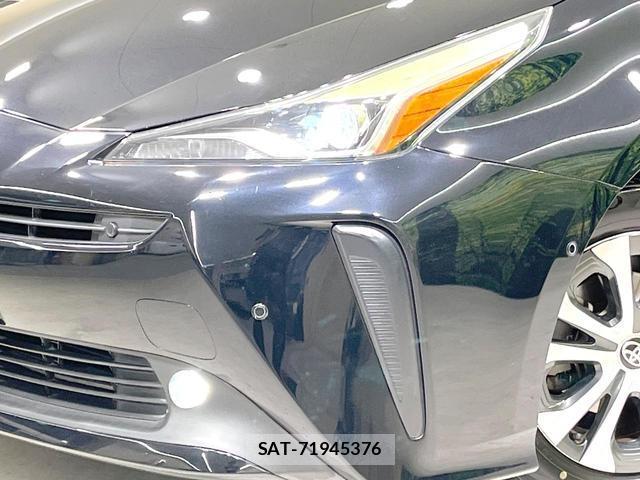 Toyota PRIUS 2019-01 8813175-11