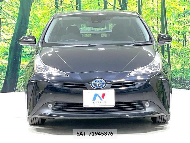 Toyota PRIUS 2019-01 8813175-13
