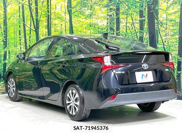 Toyota PRIUS 2019-01 8813175-16