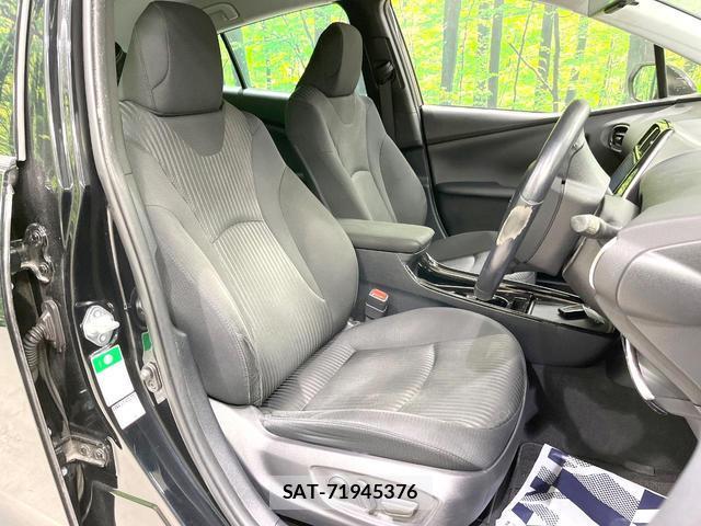 Toyota PRIUS 2019-01 8813175-8