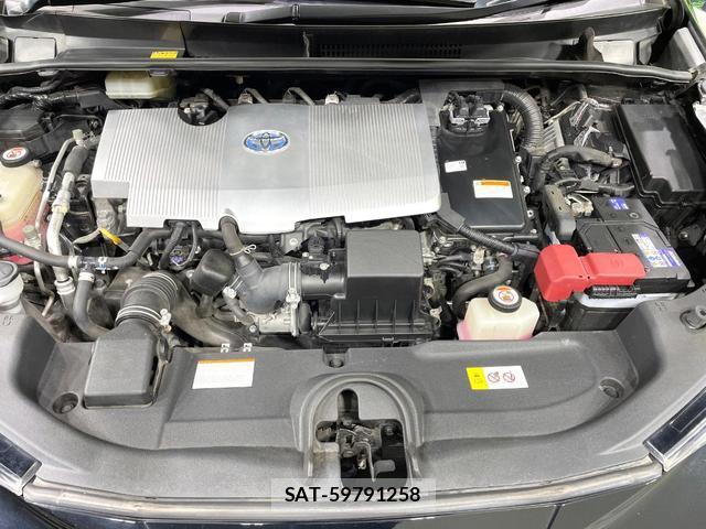 Toyota PRIUS 2016-09 8813190-17